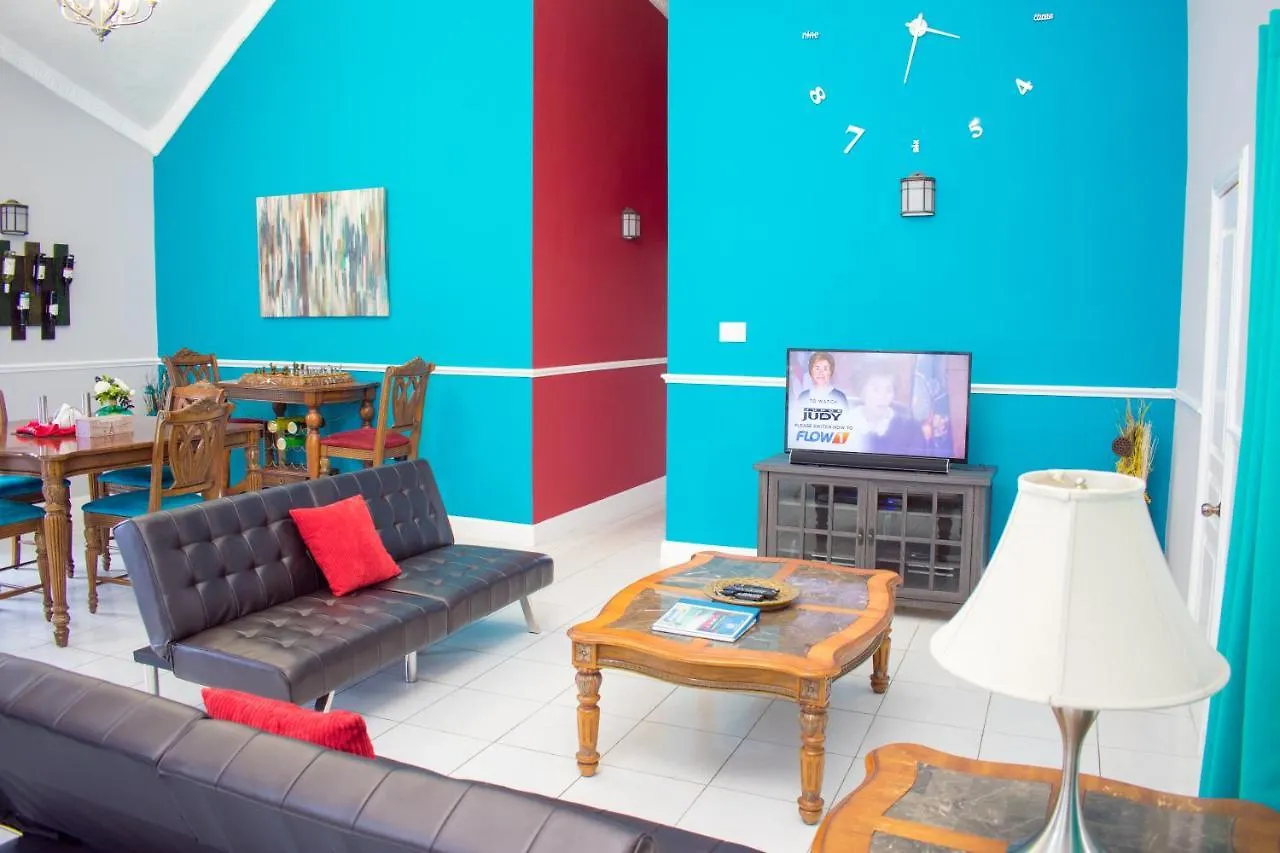 Casa Tianna - Vacation Rental Kgn Jamaica Maverty 0*, Kingston