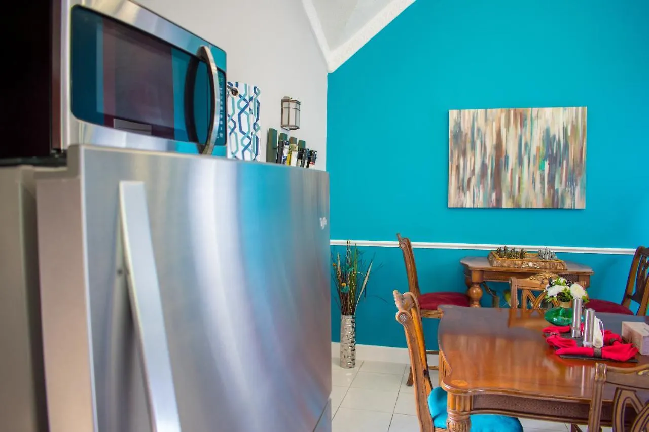 Casa Tianna - Vacation Rental Kgn Jamaica Maverty Apartment Kingston